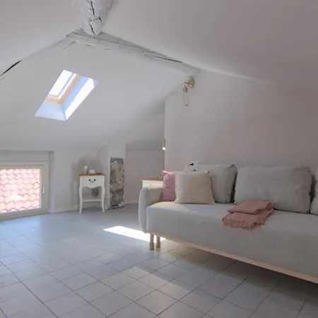 2 Min - Modern At 1 Min To Station - Wifi, Ac Privatunterkunft *