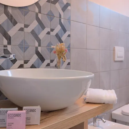Pansiyon 2 Min - Modern At 1 Min To Station - Wifi, Ac Mandello del Lario