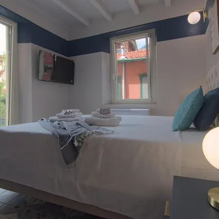 Privatunterkunft 2 Min - Modern At 1 Min To Station - Wifi, Ac *